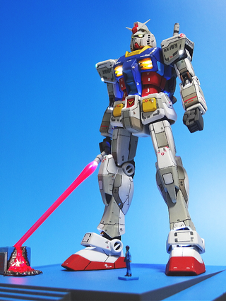 Illustration for article titled Gundam Figure Is Smokin' Hot